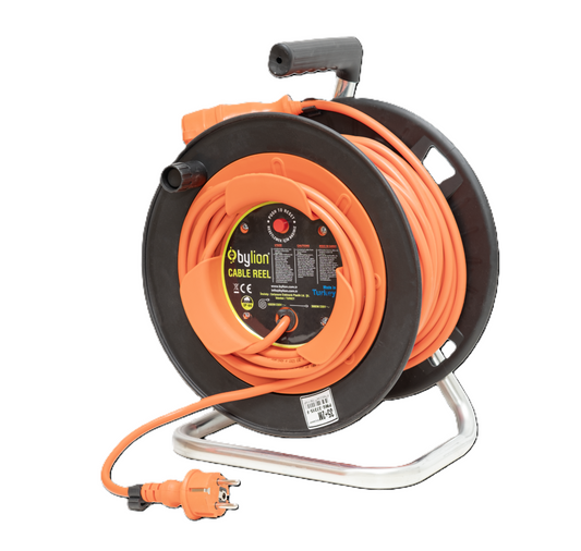 Winch with 3x2.5 mm2 copper cable, IP44 with overload protection, 16 A current, 40m+2m Cable color: orange French type